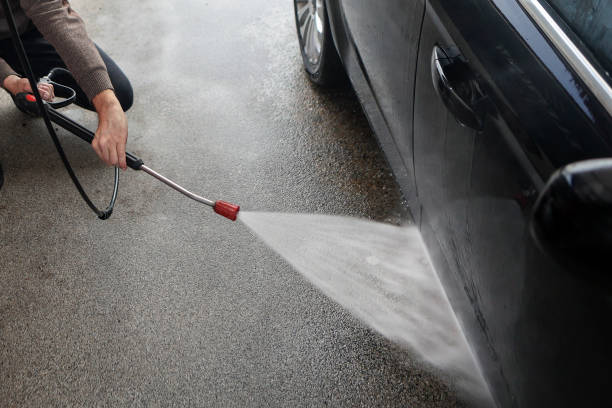 Best Roof Power Washing Services  in Britt, IA